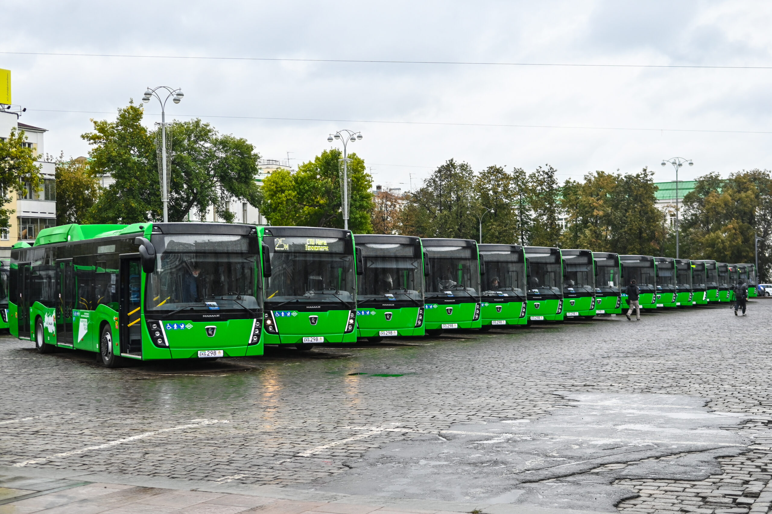 Свердловская область закупит 330 новых автобусов | Областная газета