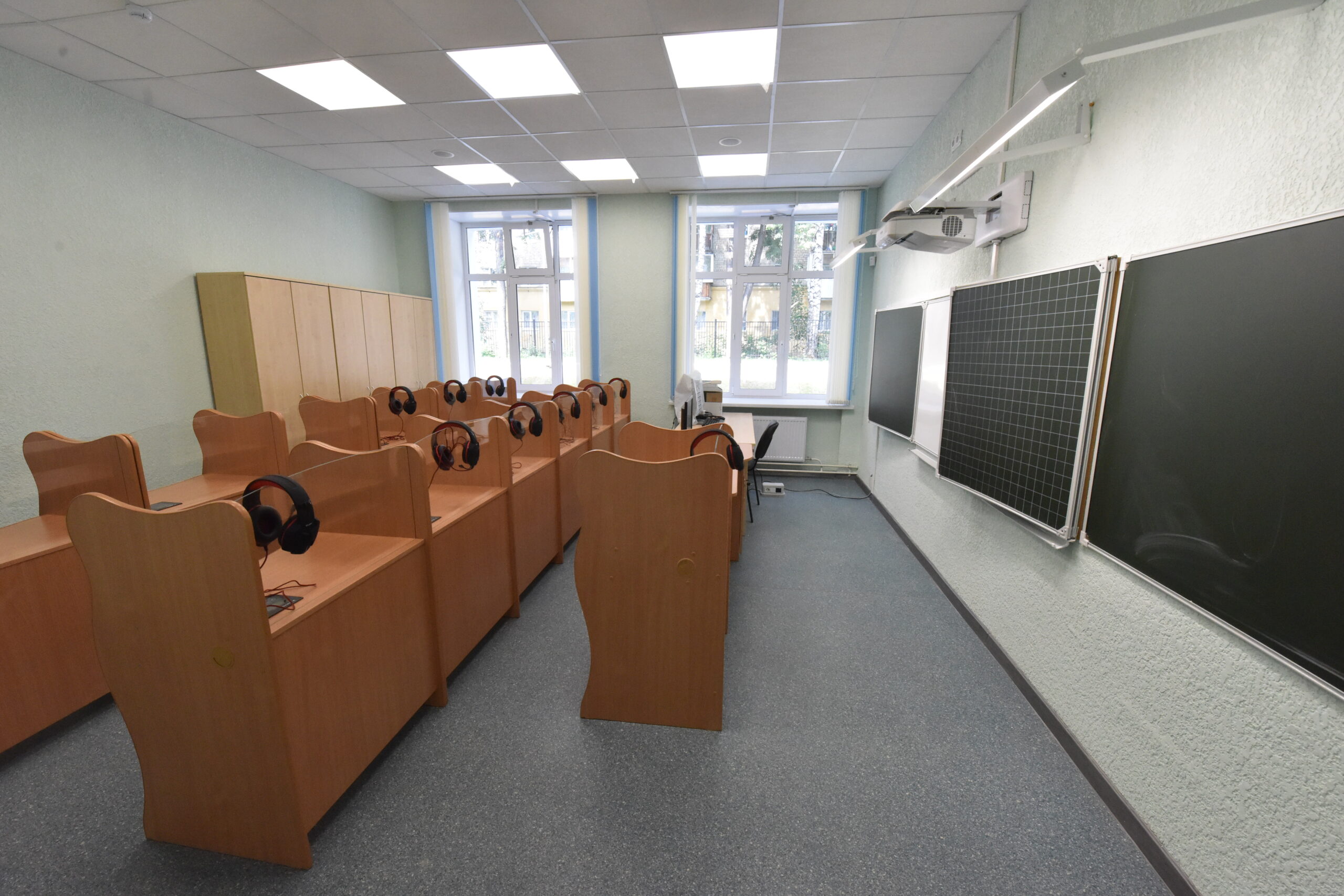 Учебный процесс в школе № 140 Екатеринбурга возобновится ко второй четверти  | Областная газета