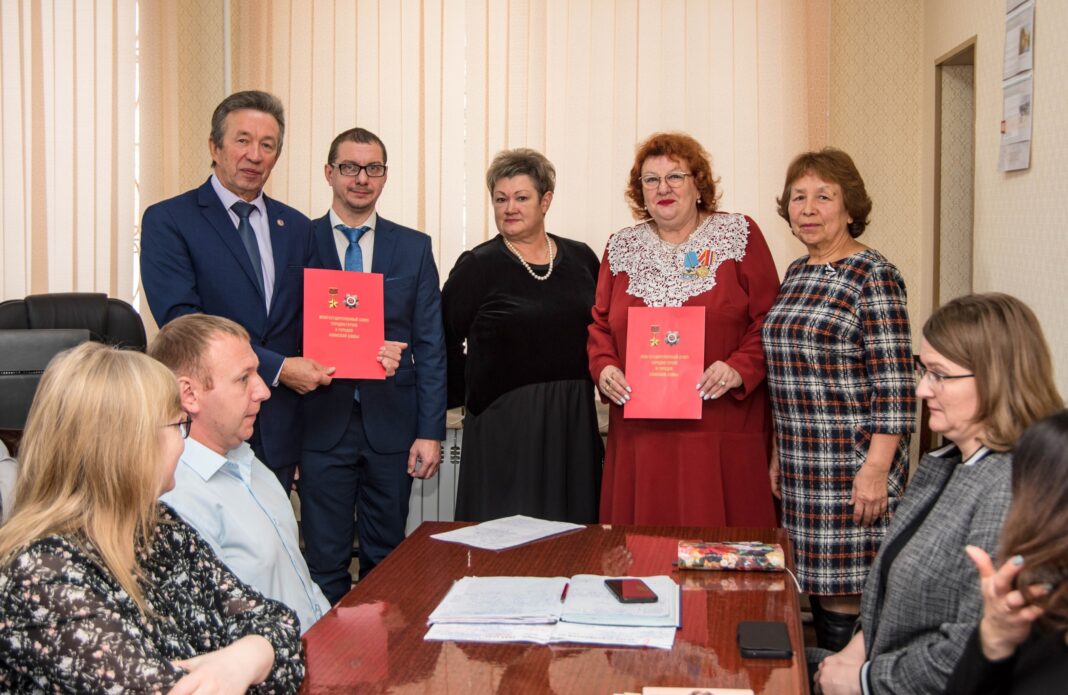 погода в одессе на 10. погода екатеринбург. погода в москве. погода в н жнем новгороде. погода одесское.