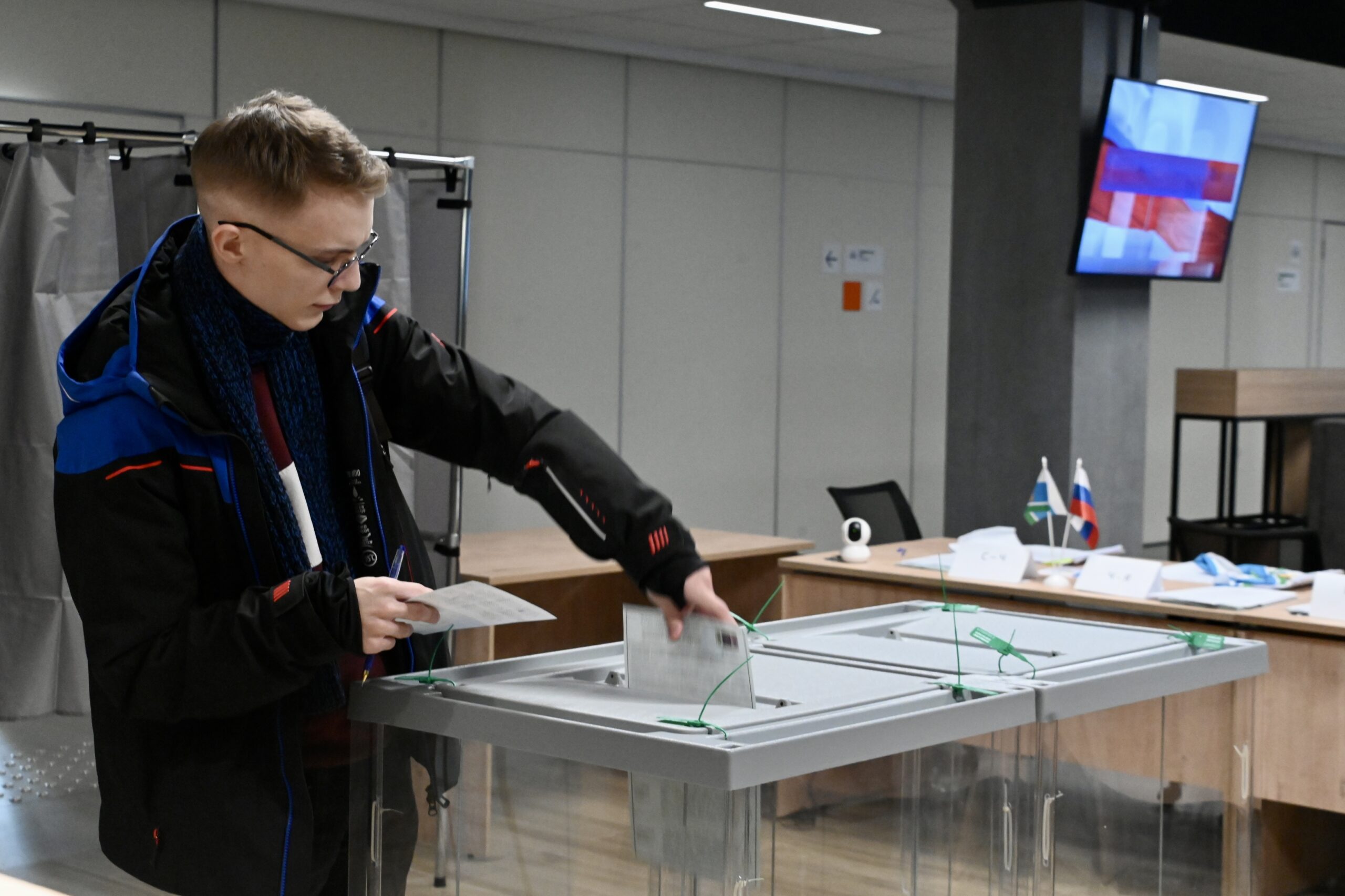 Народ выбирает: как прошло голосование на президентских выборах в Екатеринбурге и Верхней Пышме