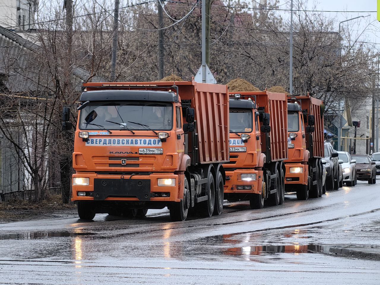 Более 200 тыс. тонн грунта предстоит перевезти самосвалам, которые направил  из Свердловской области в Курган Евгений Куйвашев | Областная газета