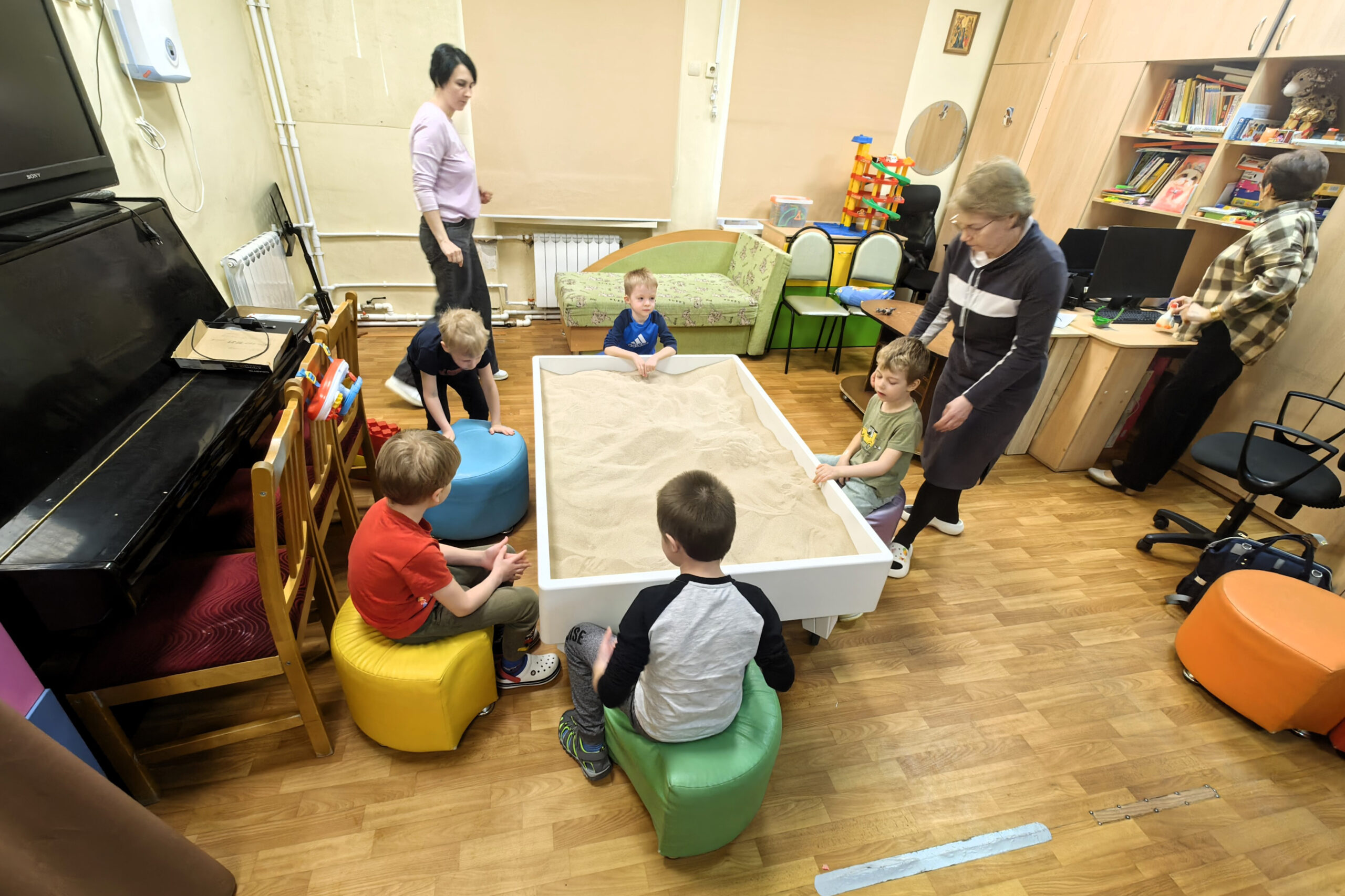 «Лювена» означает любовь, вера, надежда: как в Свердловской области работает центр реабилитации для особых детей