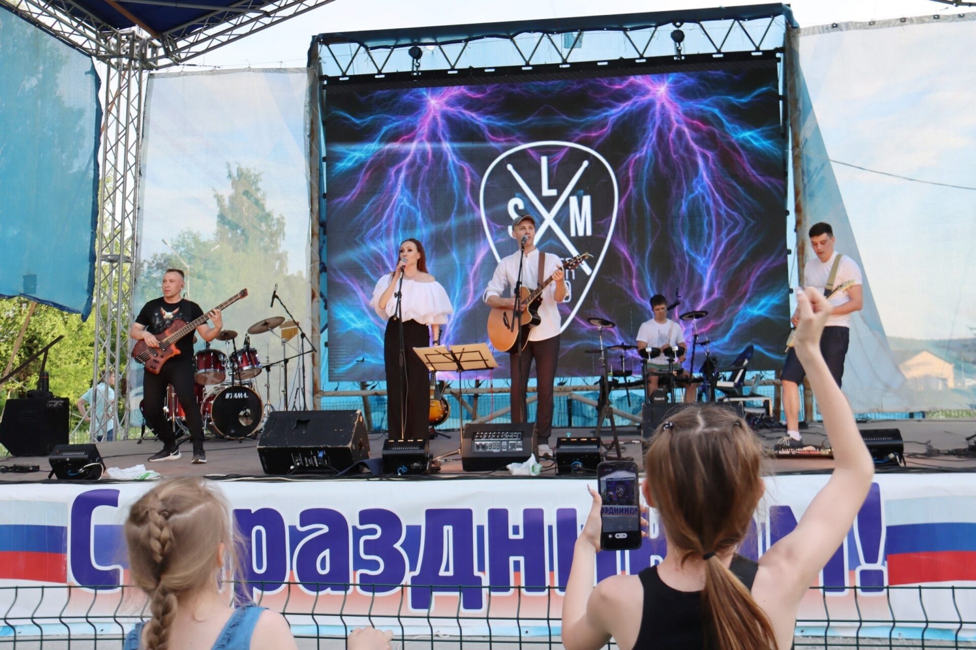 Фестиваль — главное слово этого лета: в Свердловской области прошли несколько фестивалей в год 90-летия региона