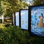 На премьеру «Алисы в Зазеркалье» в Екатеринбург приедет автор – известный российский композитор Ефрем Подгайц. Фото: Павел Ворожцов, «Областная газета»