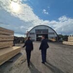 Выезд на объект субъекта предпринимательской деятельности (20 августа, г. Артёмовский) (2). Фото: предоставлено аппаратом  Уполномоченного по защите прав предпринимателей в Свердловской области