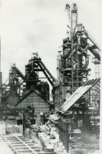 Домна №5 НТМЗ. 1944 год. Фото предоставлено МКУ «Нижнетагильский городской исторический архив»
