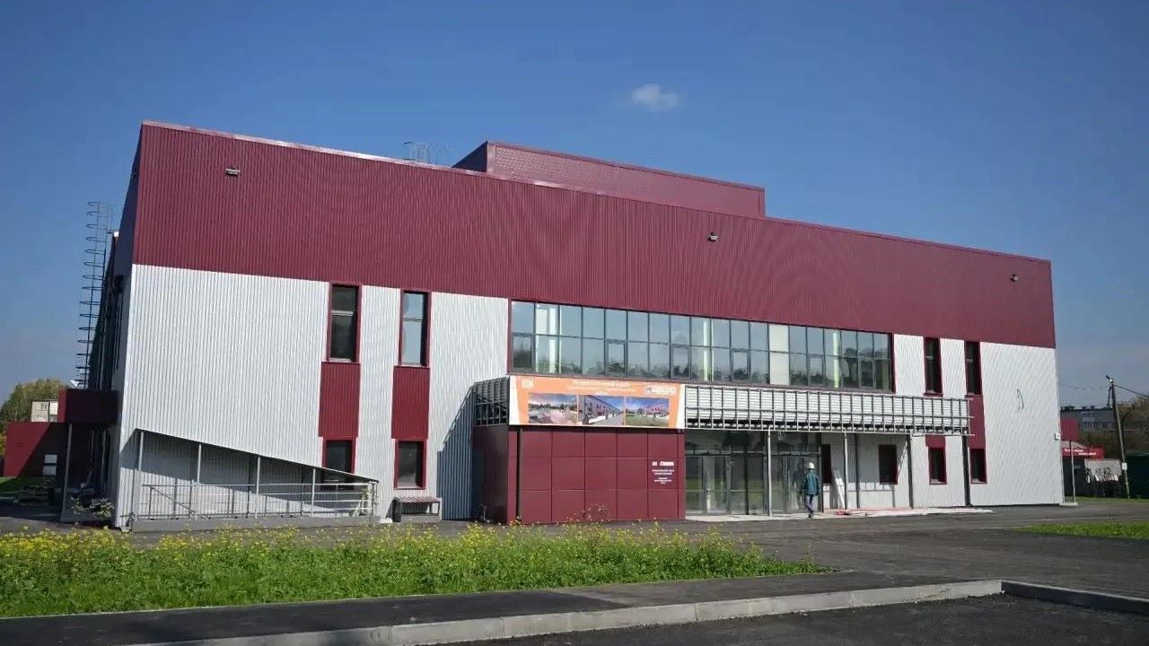 легкоатлетический манеж, Каменск-Уральский, Свердловская область