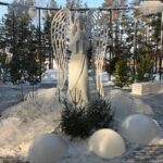 photo_5393570358264270534_y